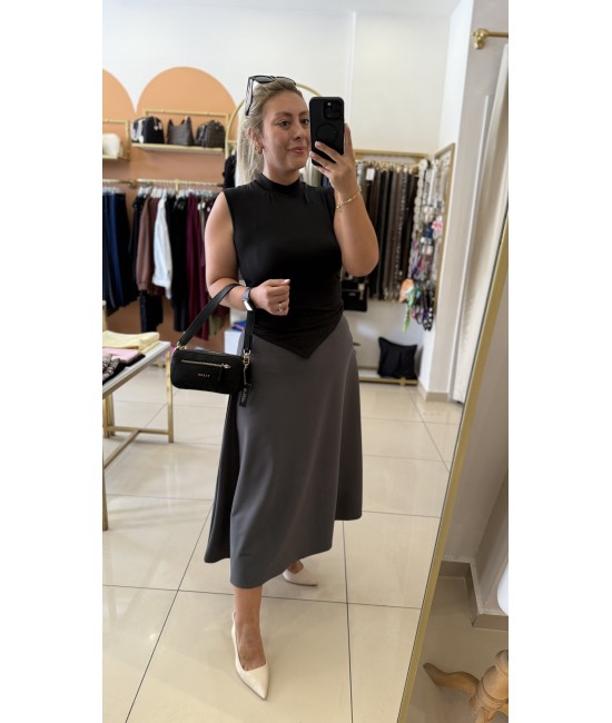 Dik Yaka Siyah Buzzy Kolsuz Bluz Dik Yaka Siyah Buzzy Kolsuz Bluz