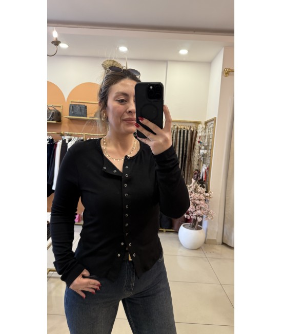 Siyah Çıtçıtlı Pamuk Bluz