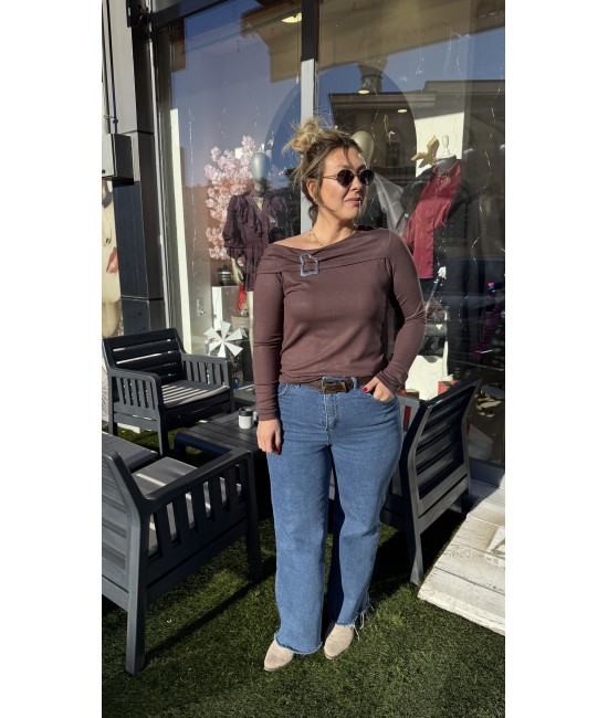 Kahverengi Modal Yaka Gold Toka Detaylı Bluz