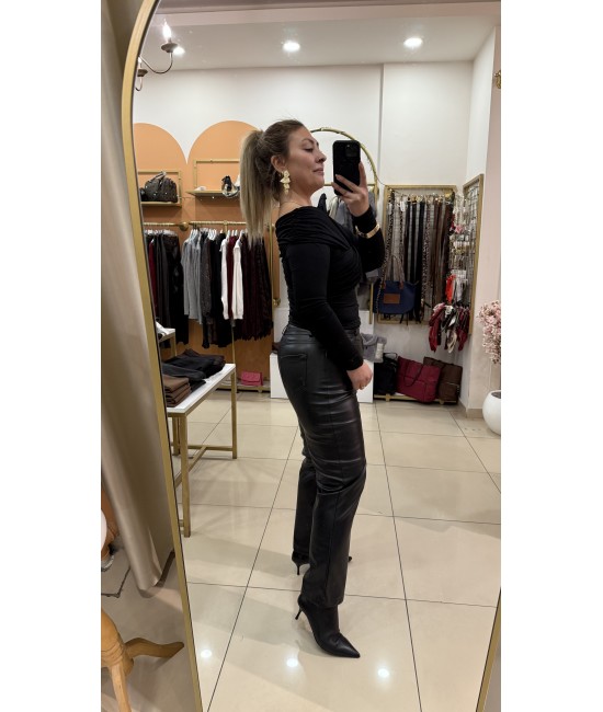 Mngo Siyah Deri Flare Pantolon Mngo Siyah Deri Flare Pantolon