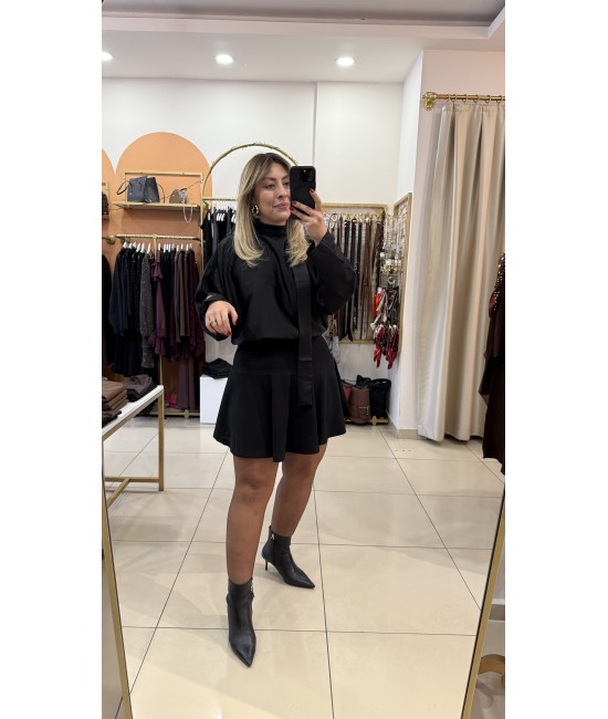 Saten Bluz Etek Görünümlü Elbise Saten Bluz Etek Görünümlü Elbise