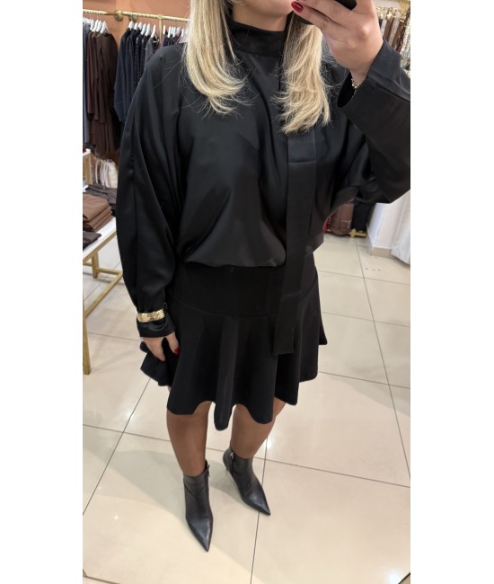 Saten Bluz Etek Görünümlü Elbise Saten Bluz Etek Görünümlü Elbise