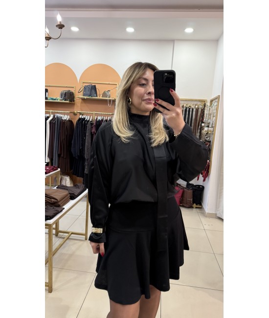 Saten Bluz Etek Görünümlü Elbise Saten Bluz Etek Görünümlü Elbise