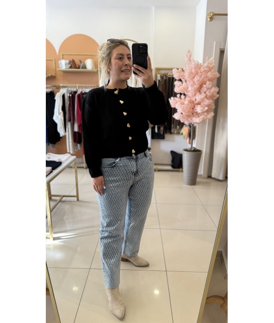 Kalp Düğmeli Tasarım Hırka  Kalp Düğmeli Tasarım Hırka