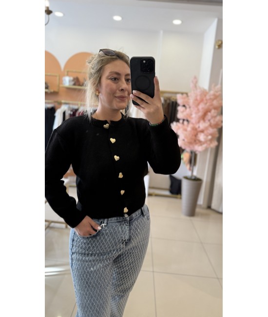 Kalp Düğmeli Tasarım Hırka  Kalp Düğmeli Tasarım Hırka