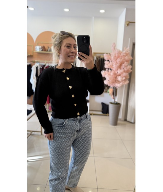 Kalp Düğmeli Tasarım Hırka  Kalp Düğmeli Tasarım Hırka